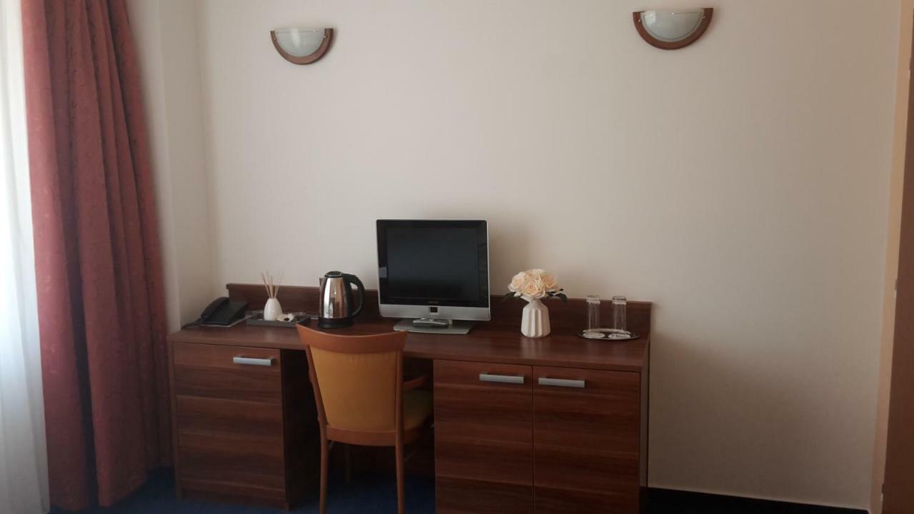 Exclusive HOTEL Lipno Wellness&SPA Frymburk nad Vltavou Exterior foto